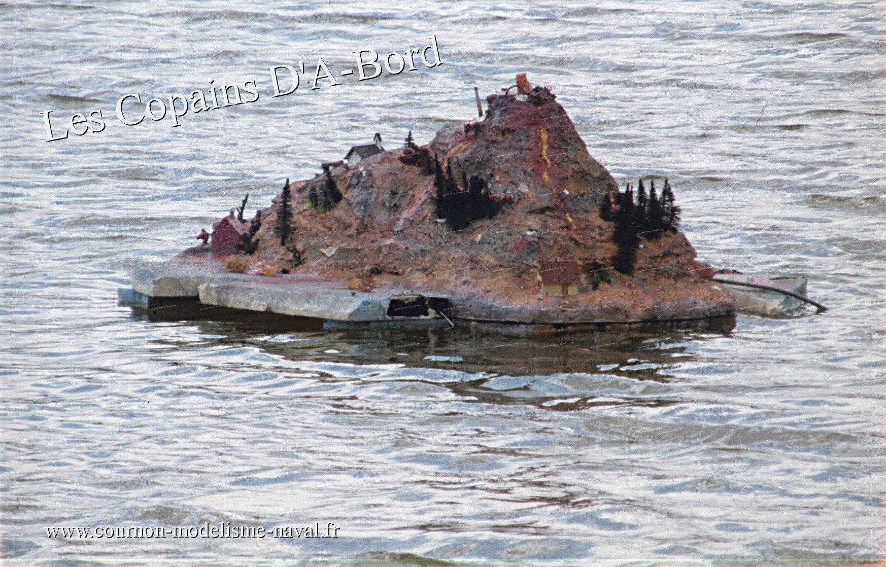 03 Volcan Pyrotechnique.jpg